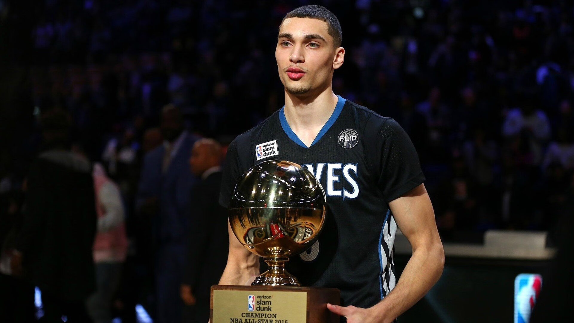 湖人队士气高涨，期限冲击季后赛，湖人队新赛季