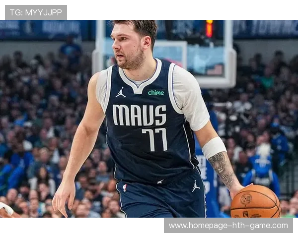 独行侠2胜6负陷底 东契奇对比刺痛人心，独行侠执行东契奇合同